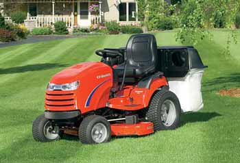 Simplicity Conquest Lawn and Garden Tractor