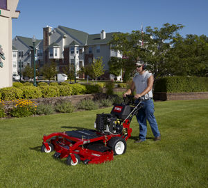 TORO COMMERCIAL Walk-Behind Mowers