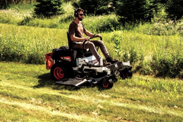 Bobcat ZT2000 Zero Turn Mower