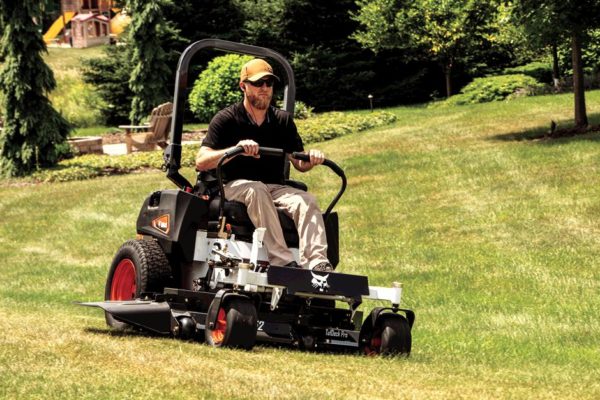 Bobcat ZT3500 Series Zero Turn Lawn Mowers - Image 7