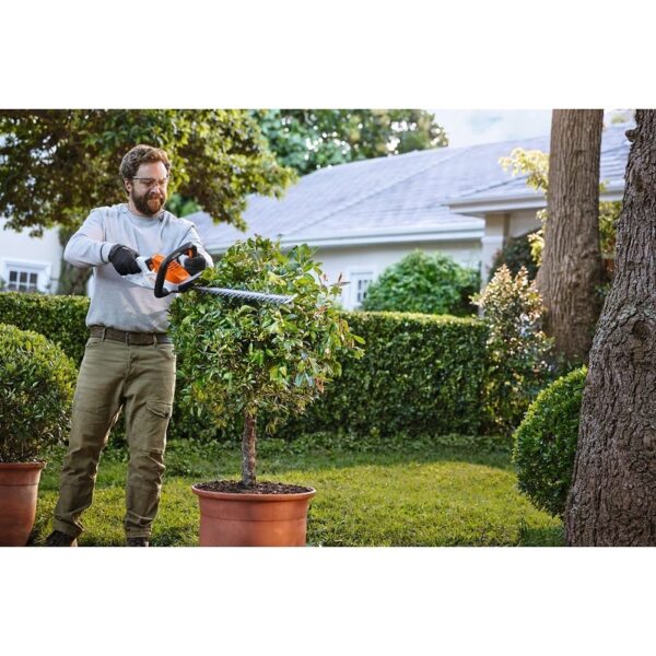 STIHL HSA 40 Battery Powered Hedge Trimmer - Image 2