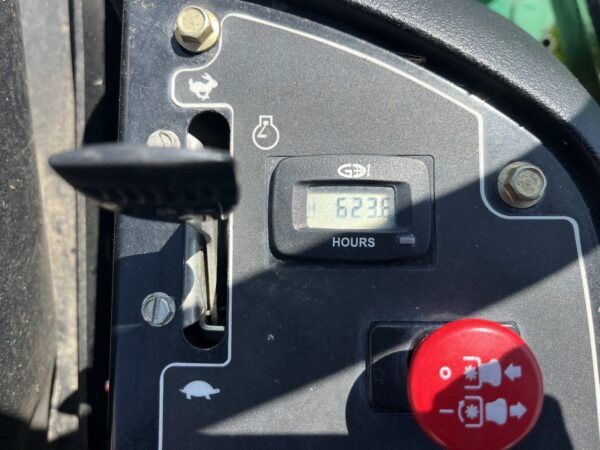 Used BOB-CAT XRZ 52" Zero Turn Mower