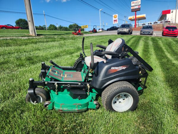 Used BOB-CAT Commercial 52" Zero Turn Mower - Procat SE