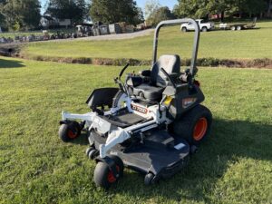 Used BOB-CAT Commercial Zero Turn Mower ZT7000 72"